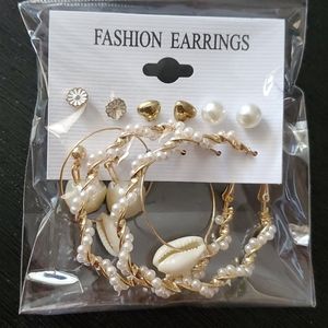Fashion earrings